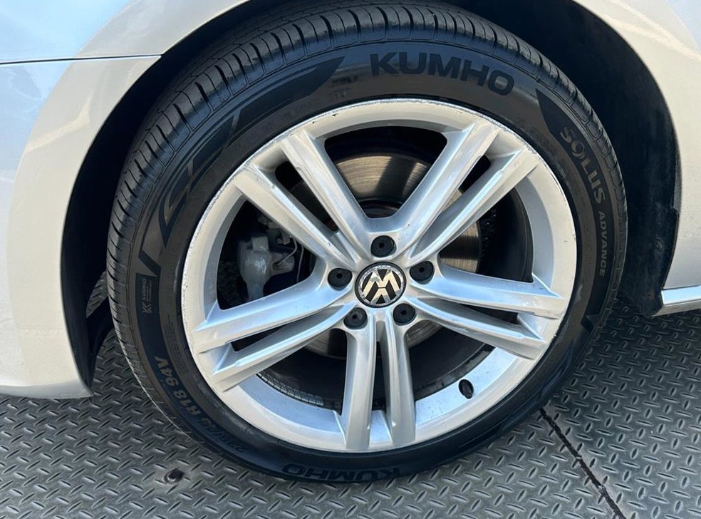 폭스바겐 파사트 2.0 TDI 사진 20