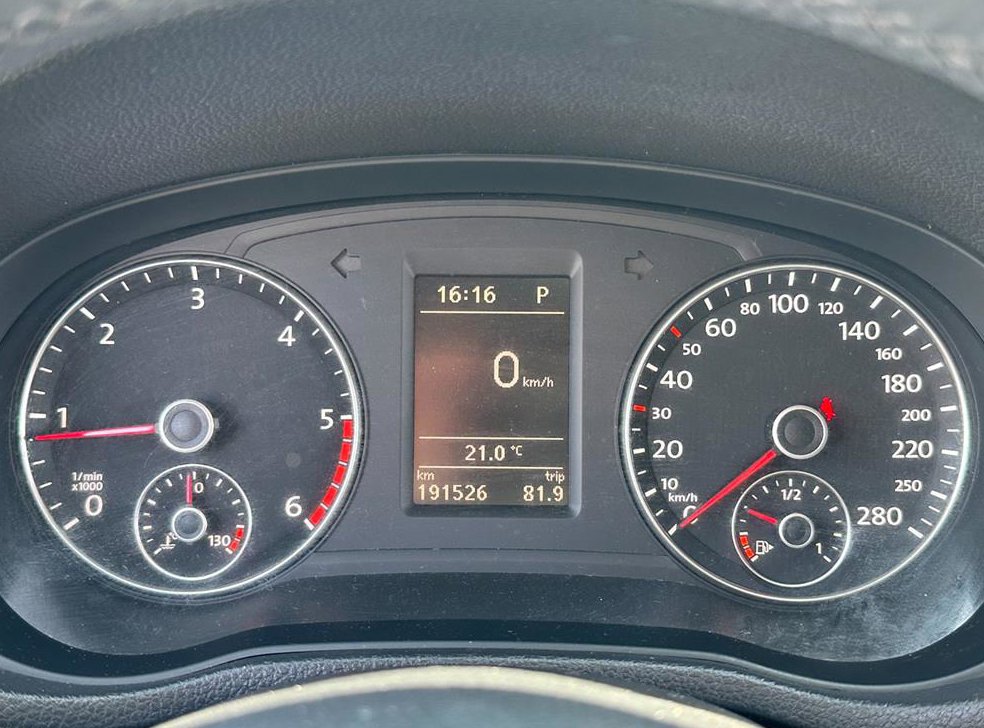 폭스바겐 파사트 2.0 TDI 사진 7