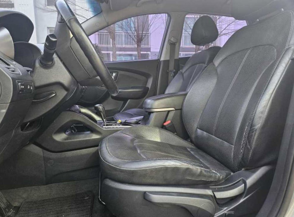 현대 투싼 2WD VGT LX20 사진 9