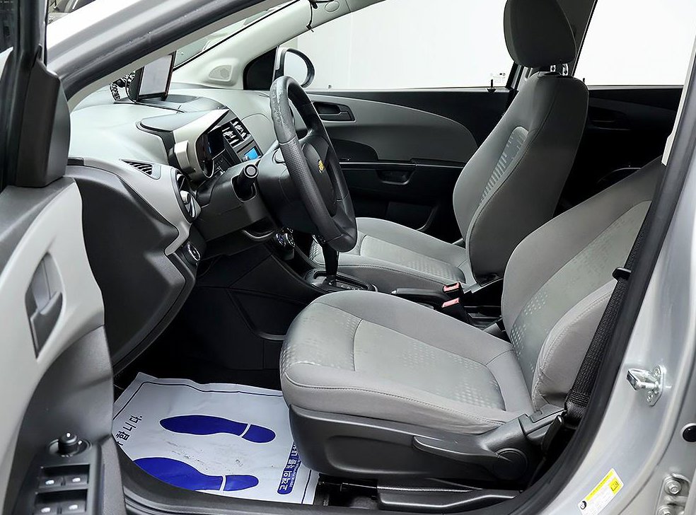 쉐보레 아베오 1.6 L 사진 11