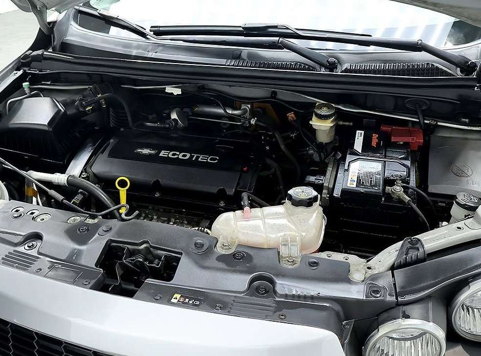 쉐보레 아베오 1.6 L 사진 7