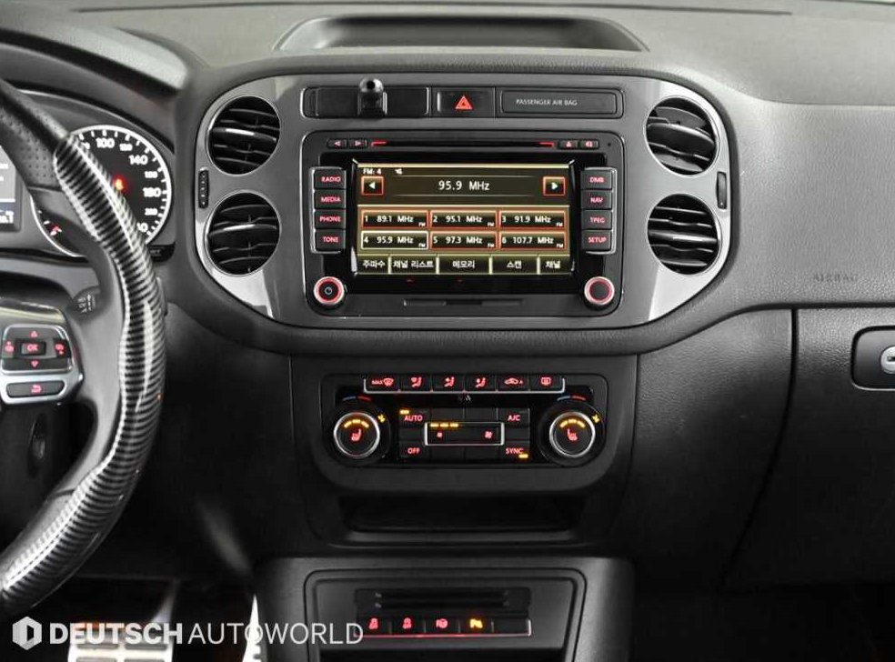 폭스바겐 티구안 2.0 TDI R-라인 사진 14