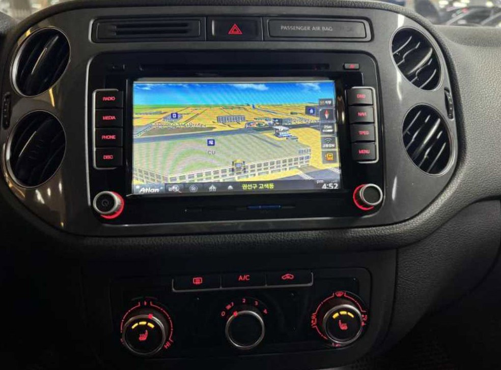 폭스바겐 티구안 2.0 TDI 컴포트 사진 13