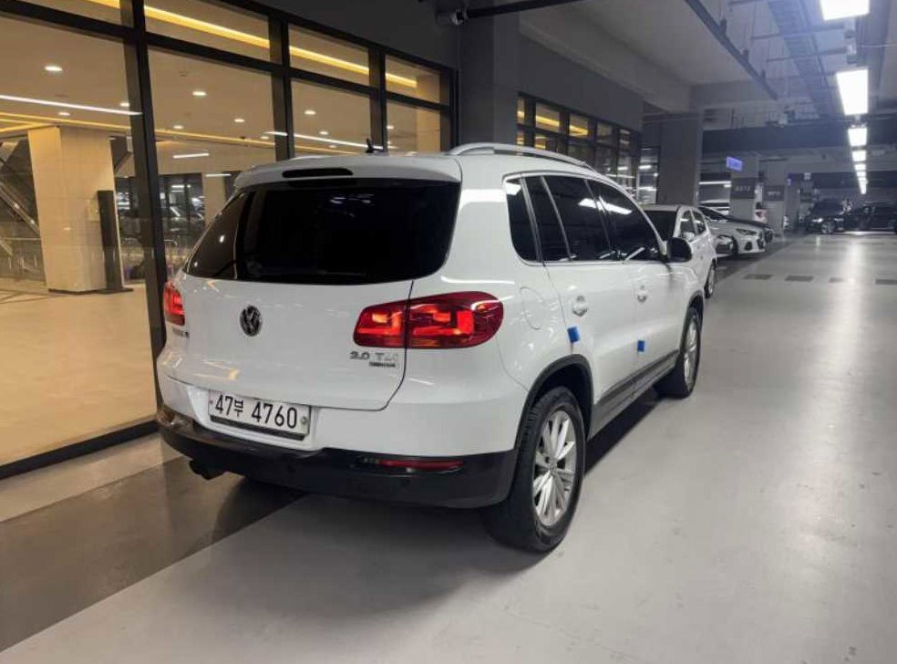 폭스바겐 티구안 2.0 TDI 컴포트 사진 3