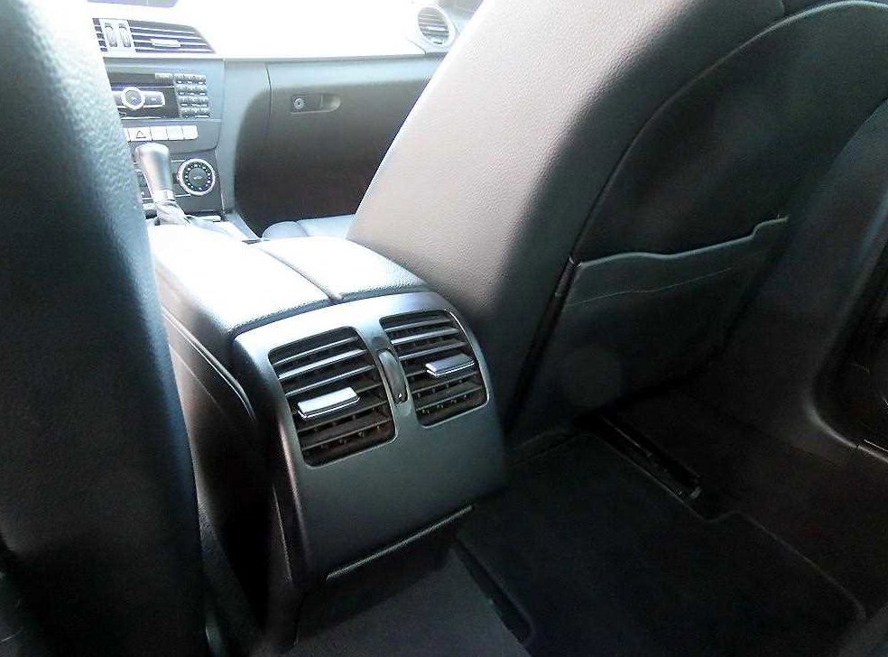 벤츠 C 클래스 C200 CGI 아방가르드 사진 16