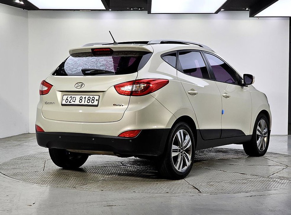 현대 투싼 디젤(E-VGT)2WD 사진 4