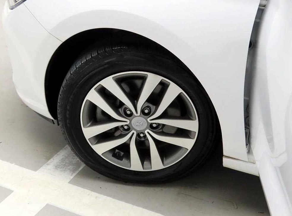 현대 i30 1.4 터보 사진 19