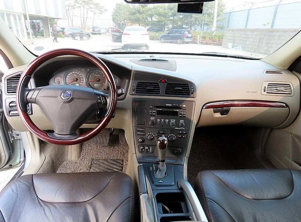 볼보 XC70 2.5T 사진 7