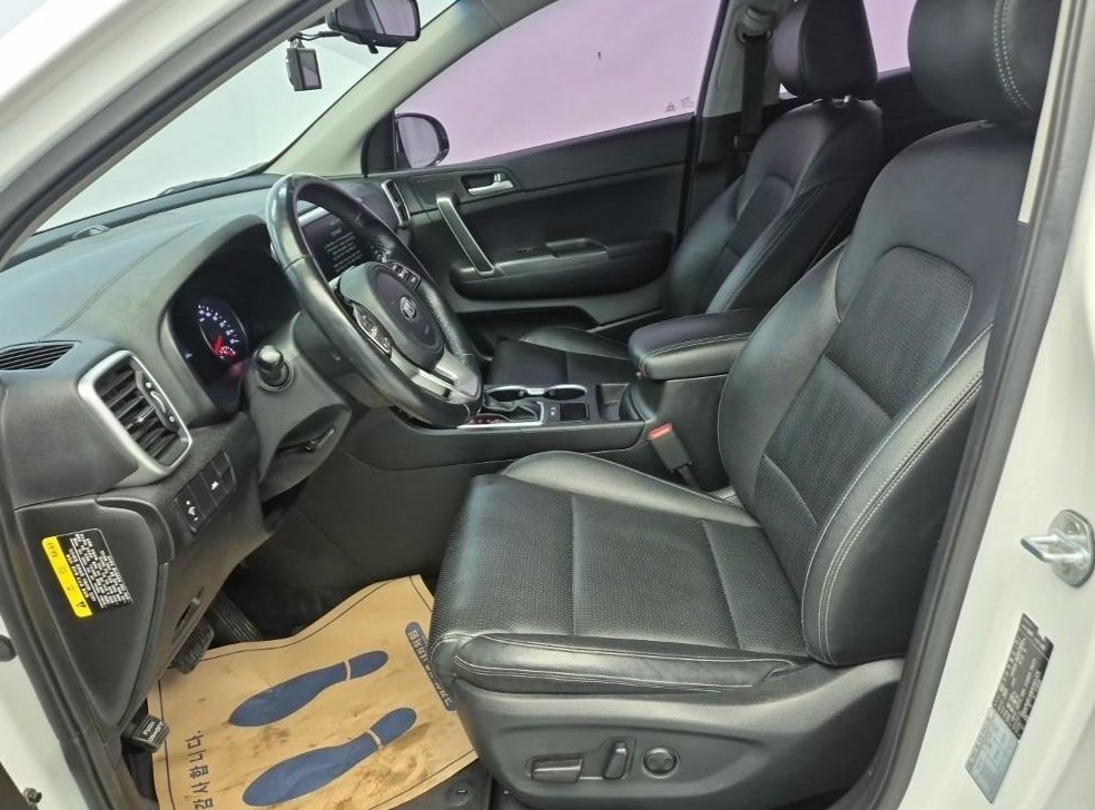 기아 스포티지 2.0 가솔린 2WD 사진 10