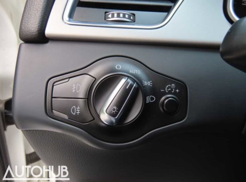 아우디 A5 2.0 TFSI 콰트로 카브리올레 사진 12