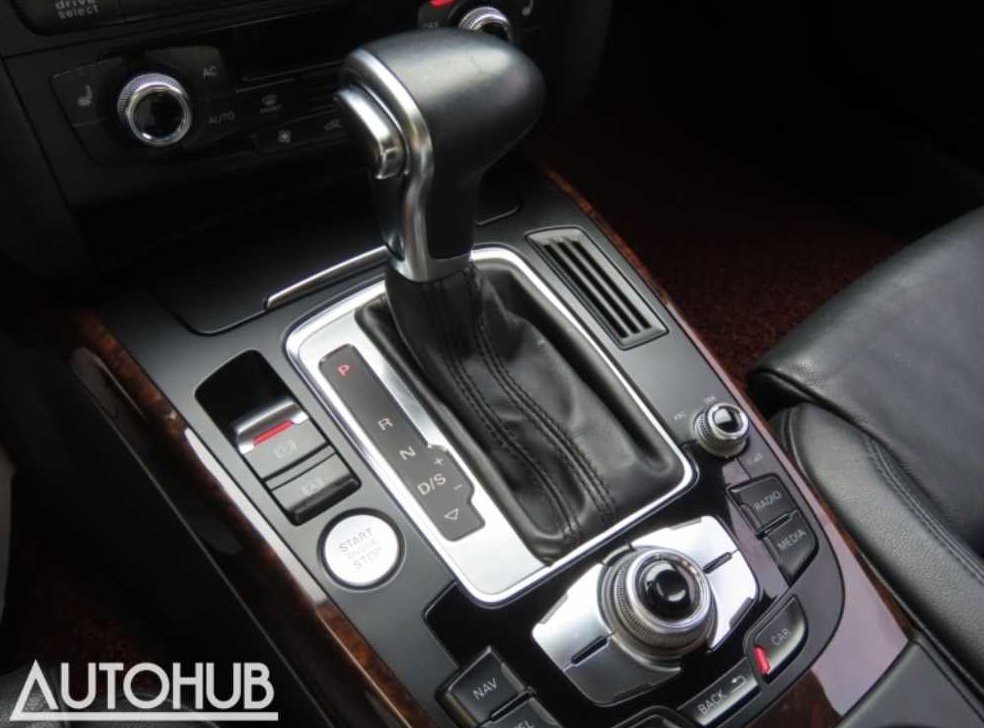 아우디 A5 2.0 TFSI 콰트로 카브리올레 사진 6