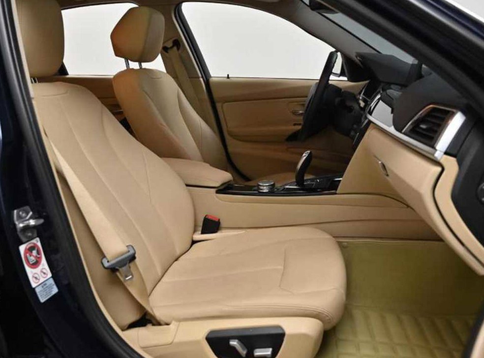 BMW 3시리즈 320d 사진 10