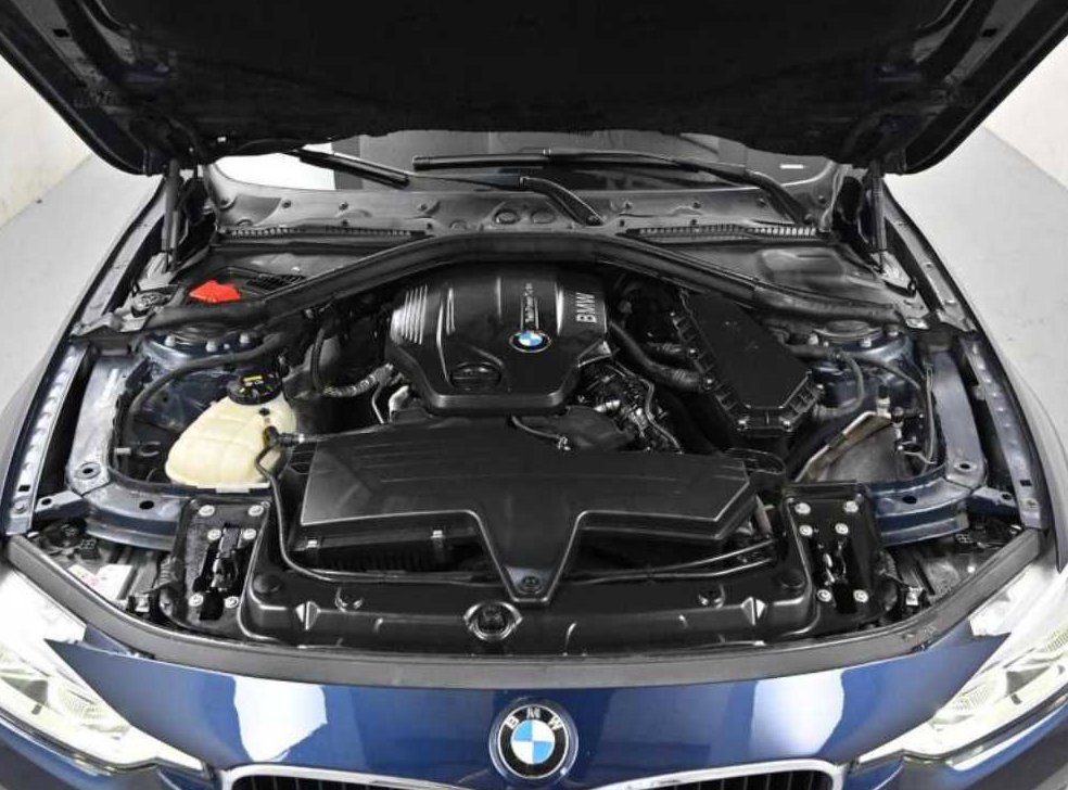 BMW 3시리즈 320d 사진 6