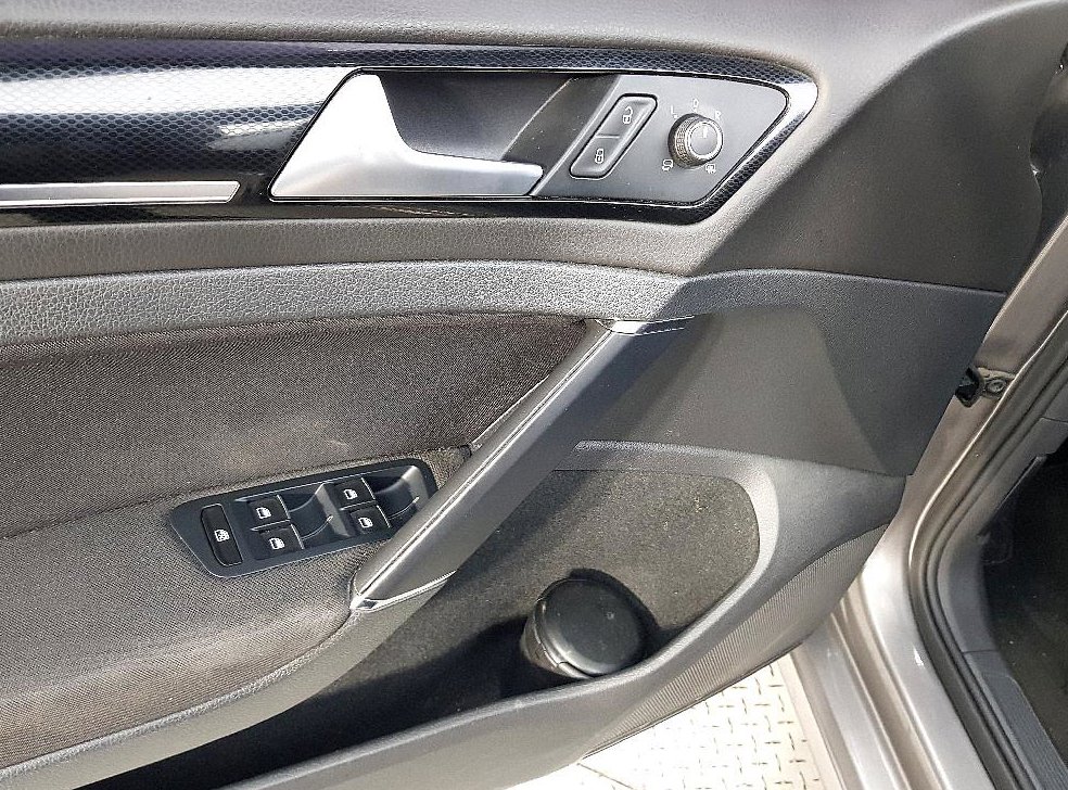 폭스바겐 골프 1.6 TDI 사진 11
