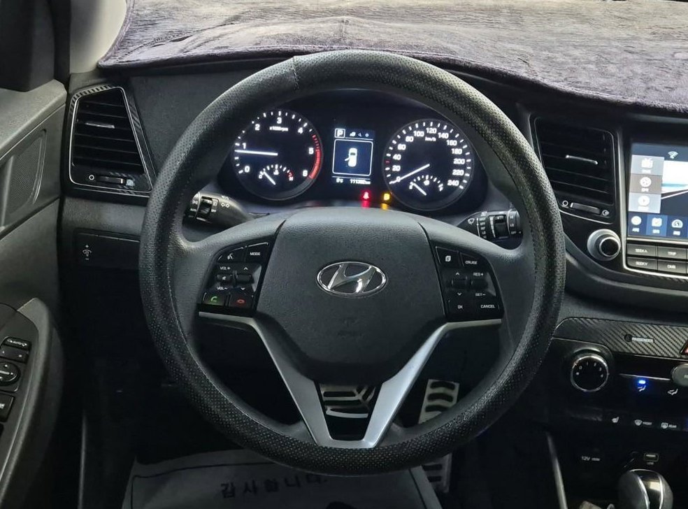 현대 투싼 디젤 1.7 2WD 사진 9