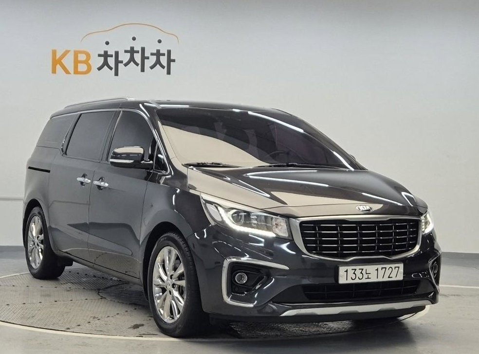 기아 카니발 가솔린 9인승 프레스티지 사진 2