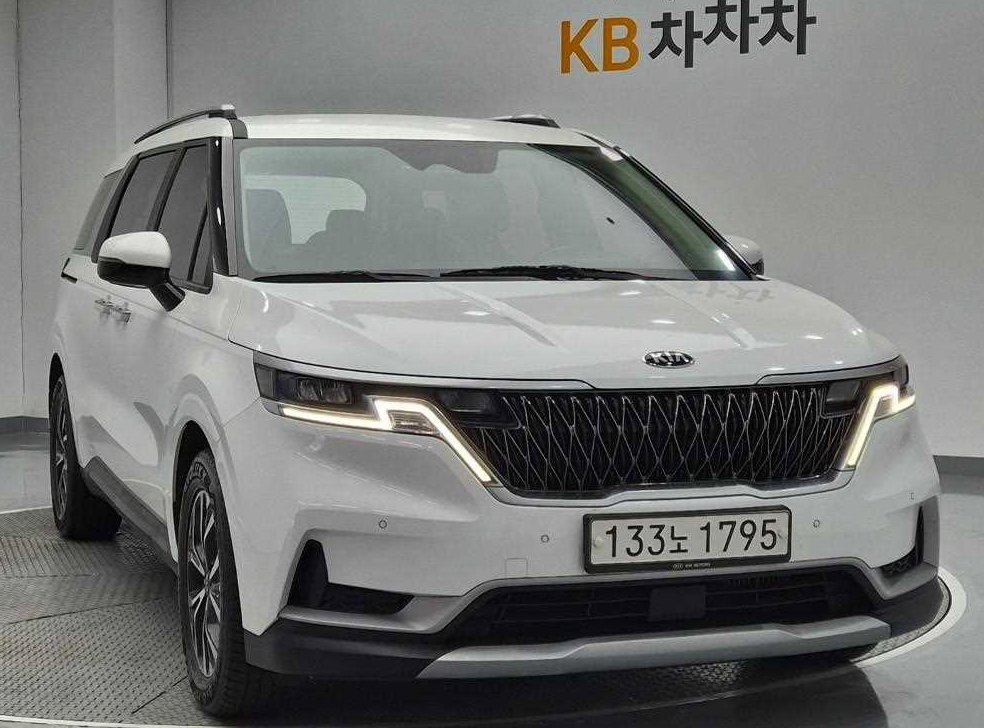 기아 카니발 디젤 9인승 프레스티지 사진 4