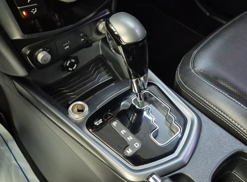 KG모빌리티(쌍용)  티볼리 2WD 가솔린 VX 사진 8