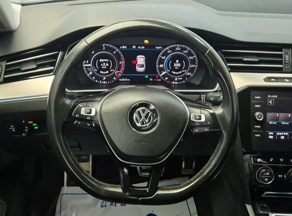 폭스바겐 아테온 2.0 TDI 엘레강스 프리미엄 사진 9