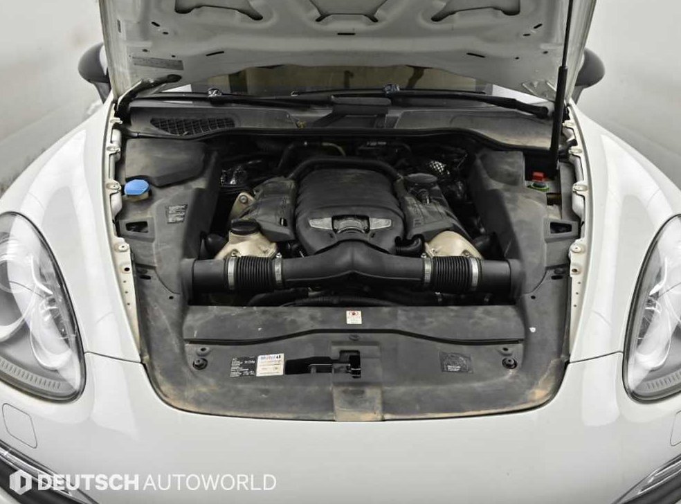 포르쉐 카이엔 4.8 S 사진 6