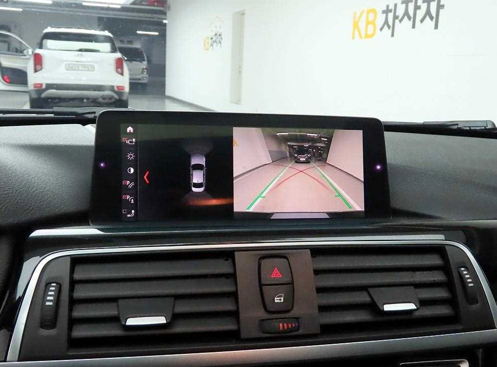 BMW 3시리즈 320d 사진 15