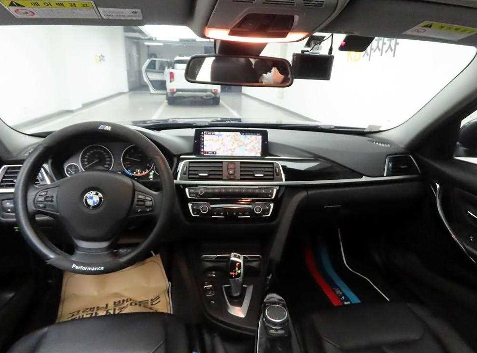 BMW 3시리즈 320d 사진 7
