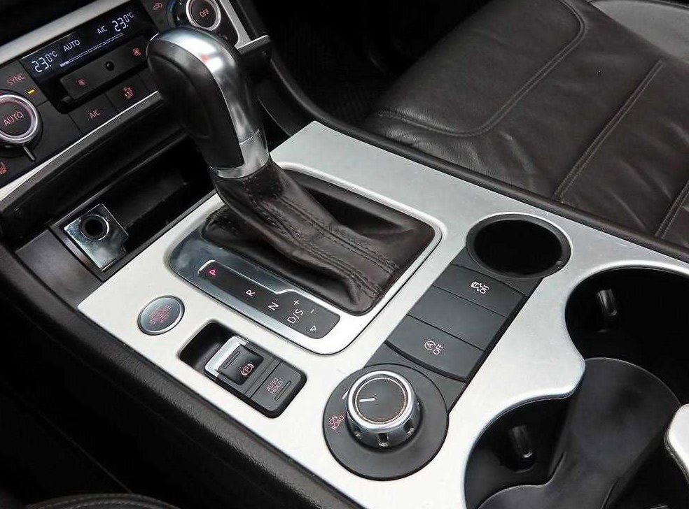 폭스바겐 투아렉 V6 3.0 TDI 블루모션 사진 10