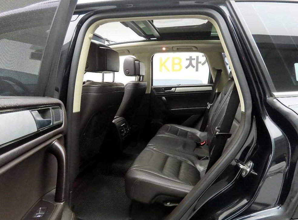 폭스바겐 투아렉 V6 3.0 TDI 블루모션 사진 12