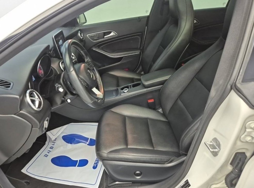 벤츠 CLA 클래스 CLA 200 CDI 사진 11