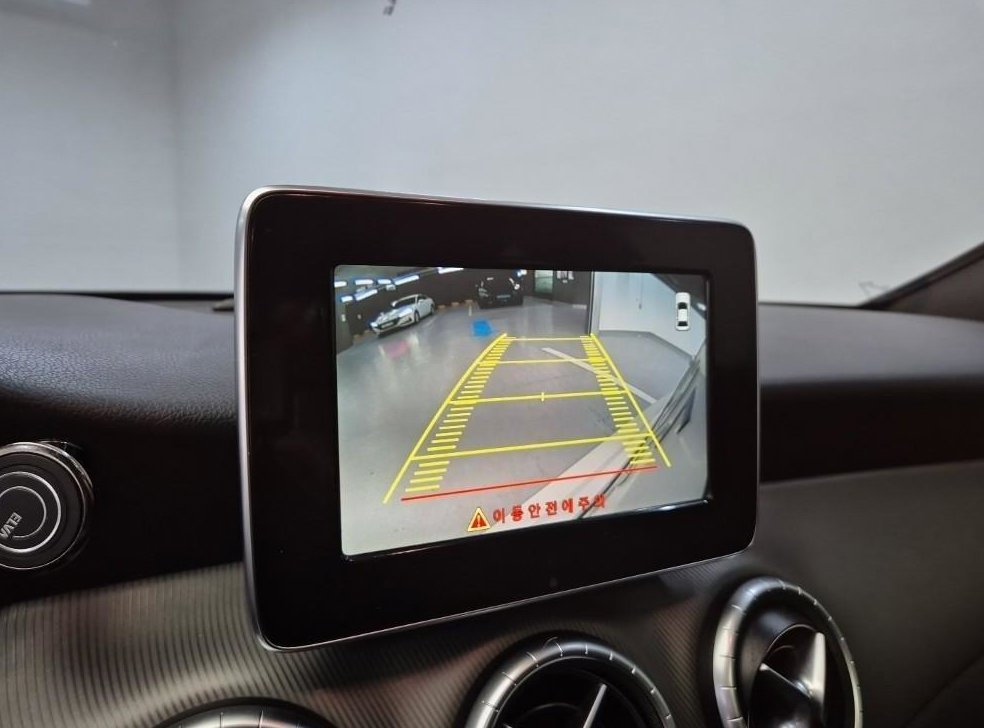 벤츠 CLA 클래스 CLA 200 CDI 사진 14