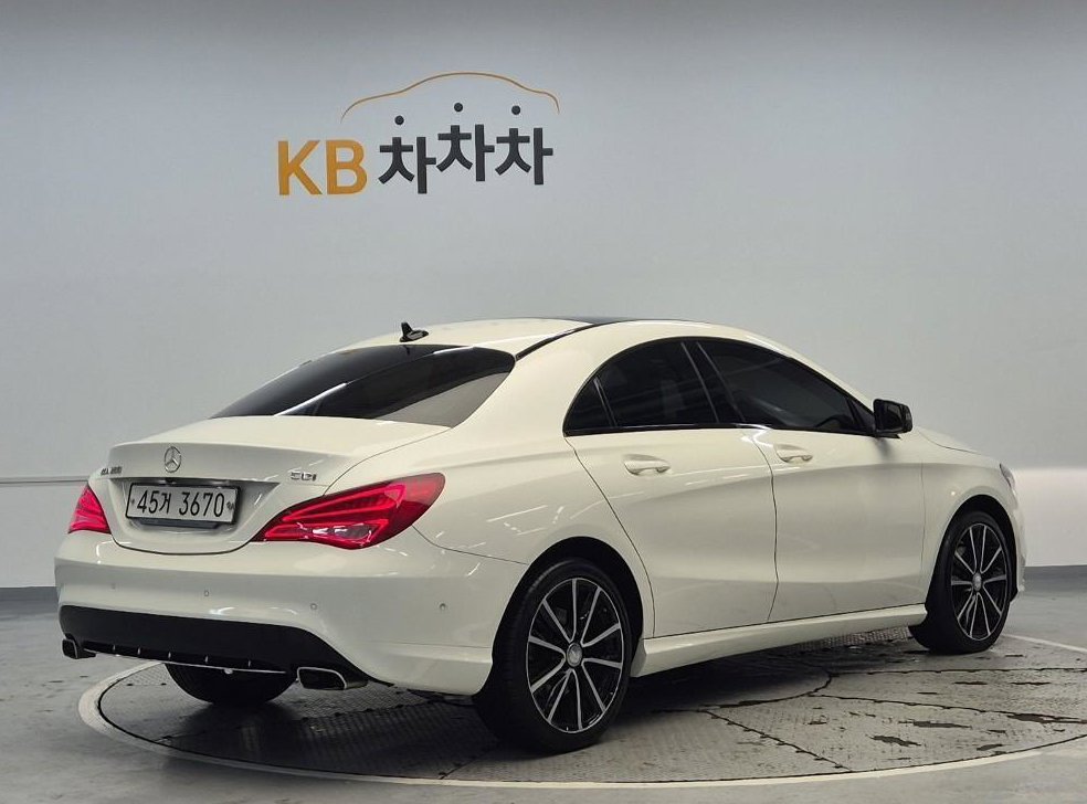 벤츠 CLA 클래스 CLA 200 CDI 사진 3