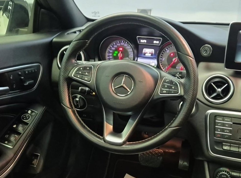 벤츠 CLA 클래스 CLA 200 CDI 사진 9