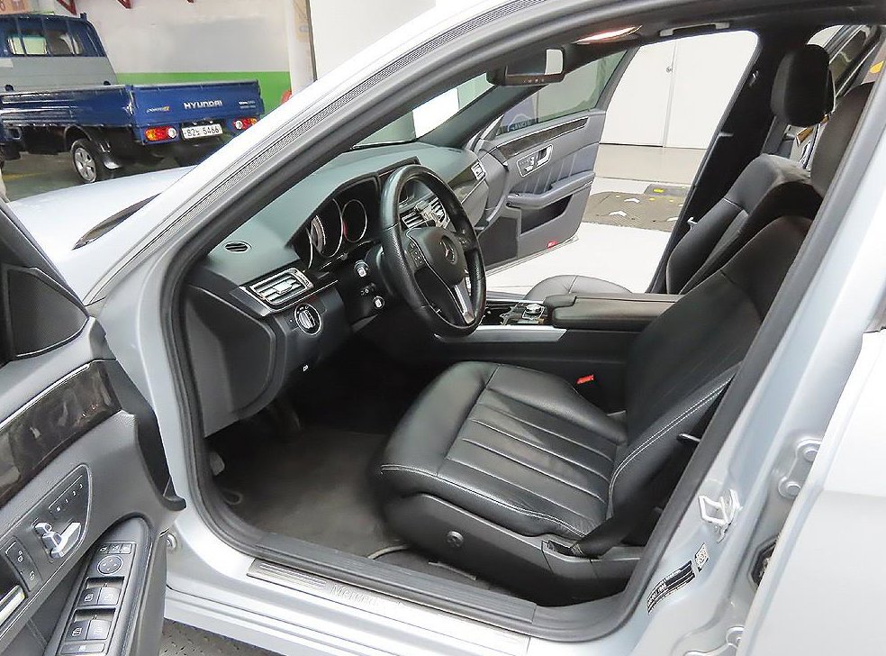 벤츠 E 클래스 E300 아방가르드 사진 10