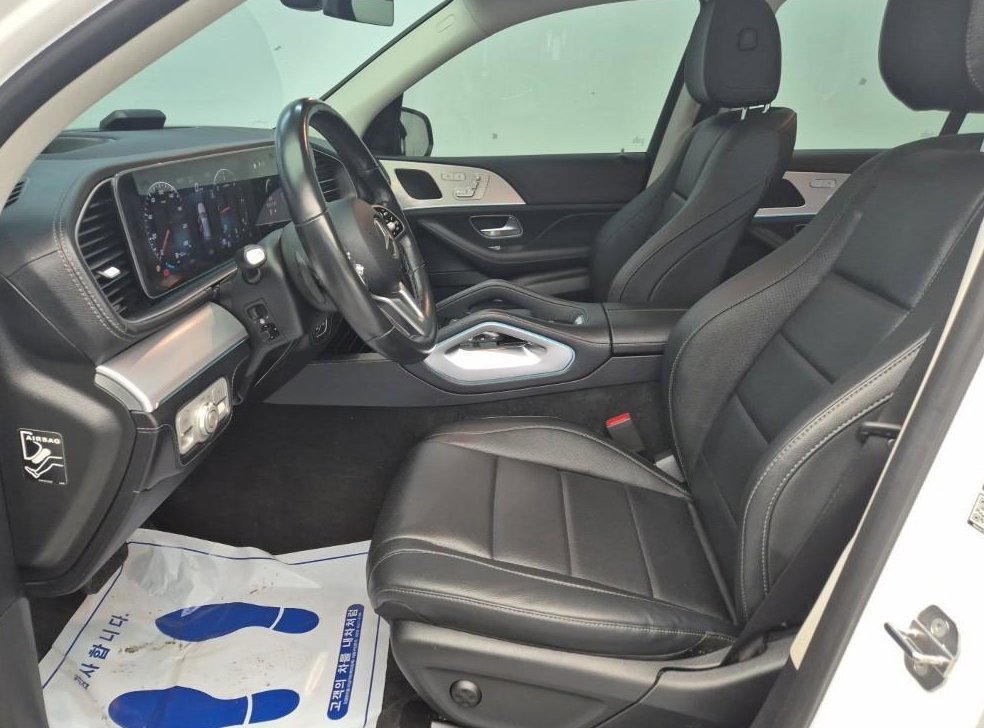 벤츠 GLE 클래스 GLE 300d 4MATIC 사진 11