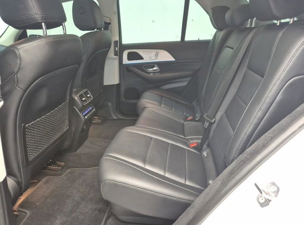 벤츠 GLE 클래스 GLE 300d 4MATIC 사진 12