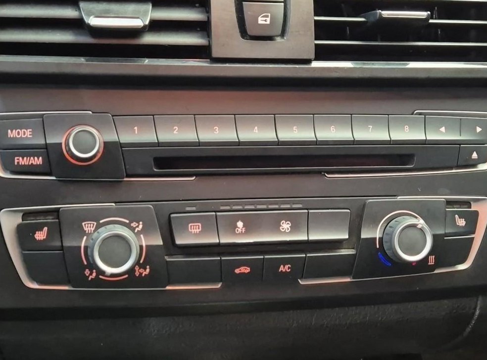 BMW 1시리즈 118d 어반 팩 1 사진 17
