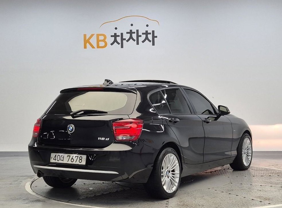 BMW 1시리즈 118d 어반 팩 1 사진 3