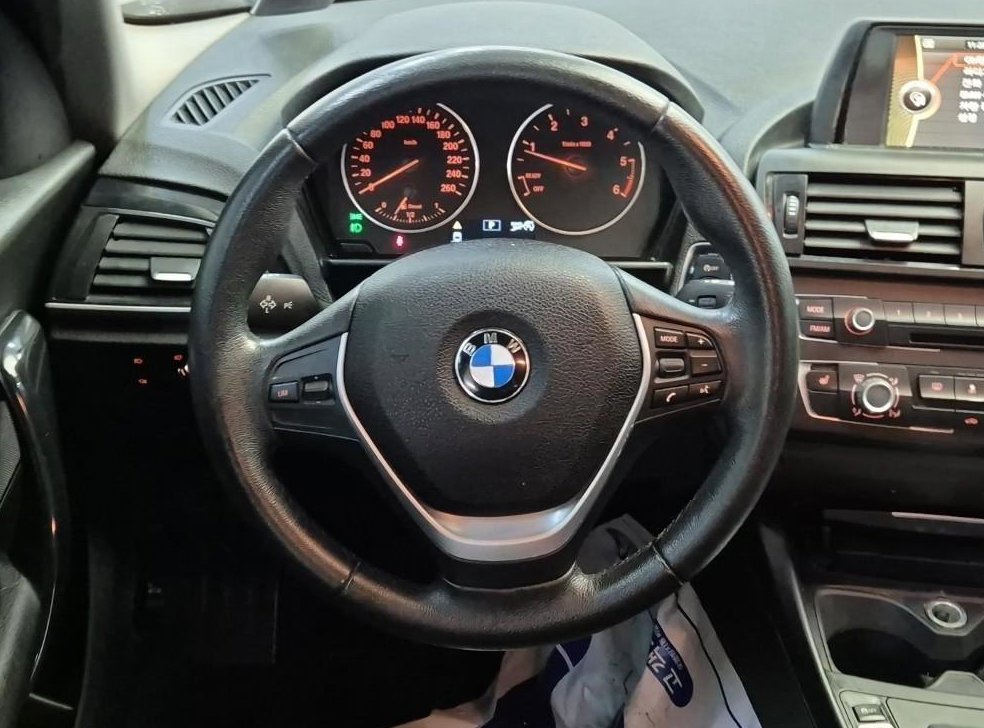 BMW 1시리즈 118d 어반 팩 1 사진 9