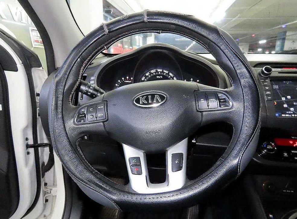 기아 스포티지 2WD TLX 사진 8