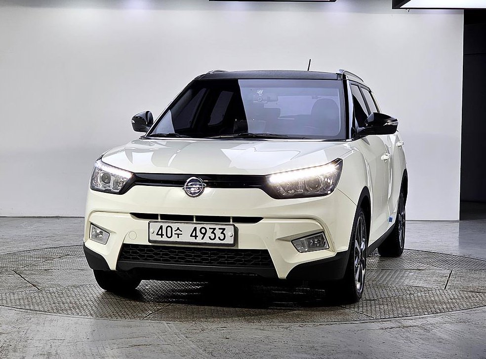 KG모빌리티(쌍용)  티볼리 디젤 2WD 1.6 VX 사진 2