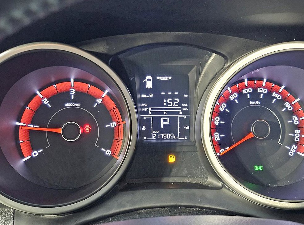 KG모빌리티(쌍용)  티볼리 디젤 2WD 1.6 VX 사진 7