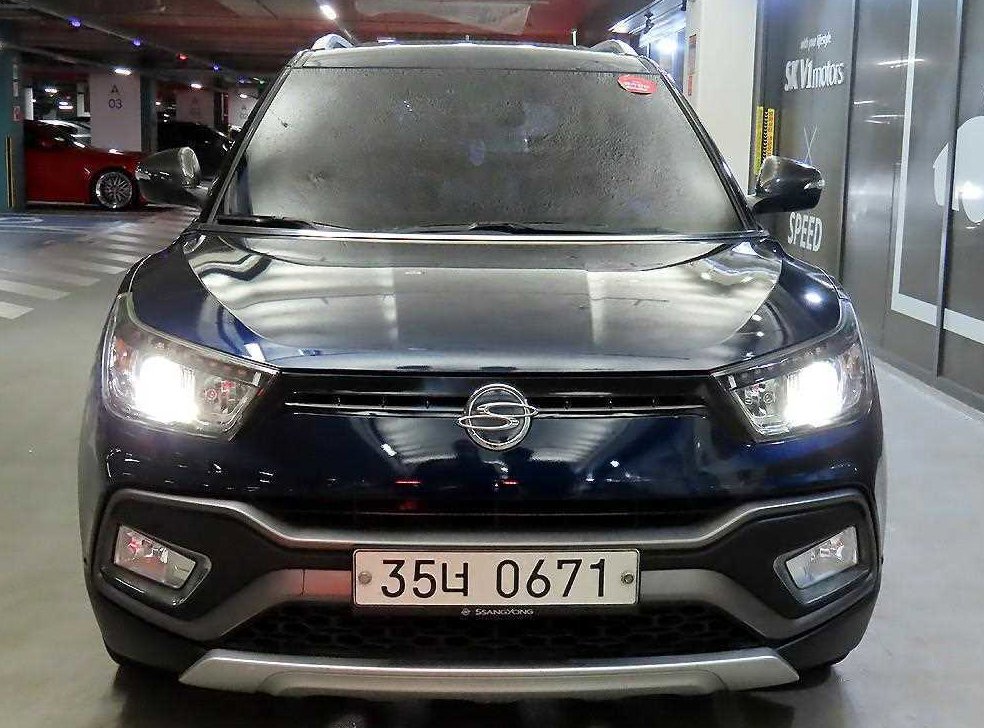 KG모빌리티(쌍용)  티볼리 4WD 디젤 1.6 RX 사진 2