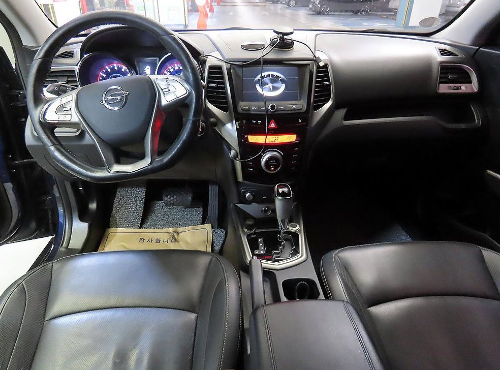 KG모빌리티(쌍용)  티볼리 가솔린 2WD 1.6 VX 사진 10