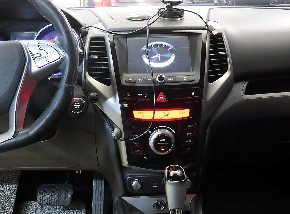 KG모빌리티(쌍용)  티볼리 가솔린 2WD 1.6 VX 사진 11