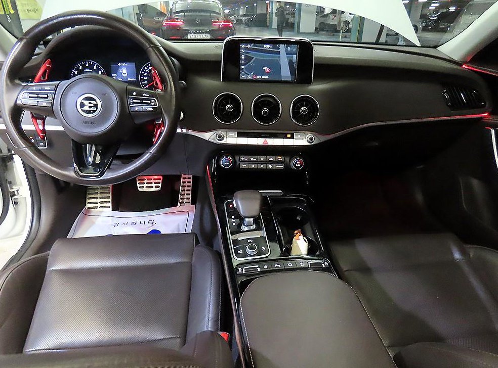기아 스팅어 가솔린 2.0 터보 AWD 사진 10