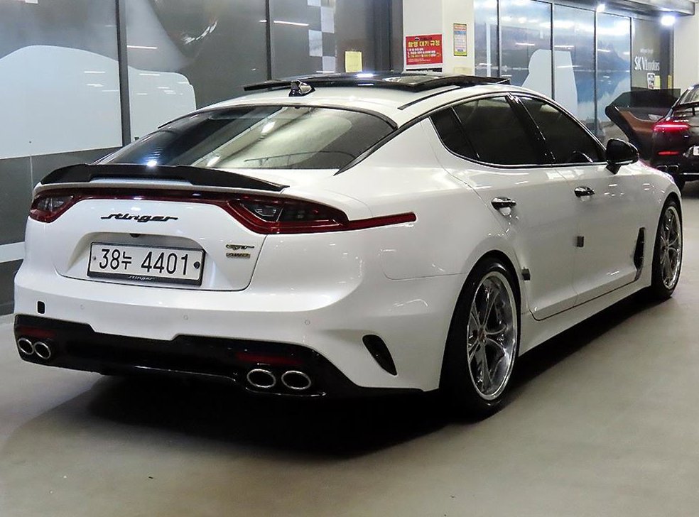 기아 스팅어 가솔린 2.0 터보 AWD 사진 4