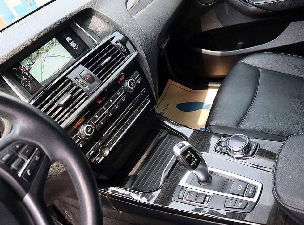 BMW X4  xDrive 20d 사진 10