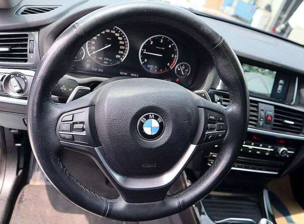 BMW X4  xDrive 20d 사진 8