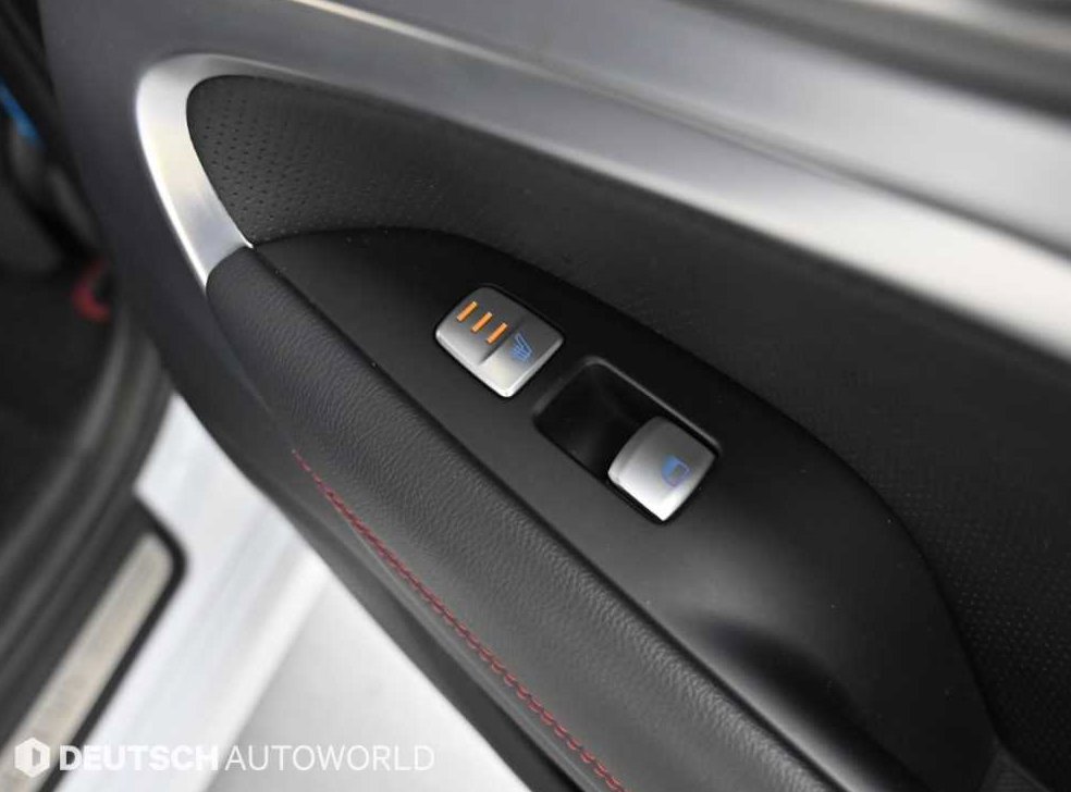 제네시스 G70 3.3T 스포츠 AWD 사진 16