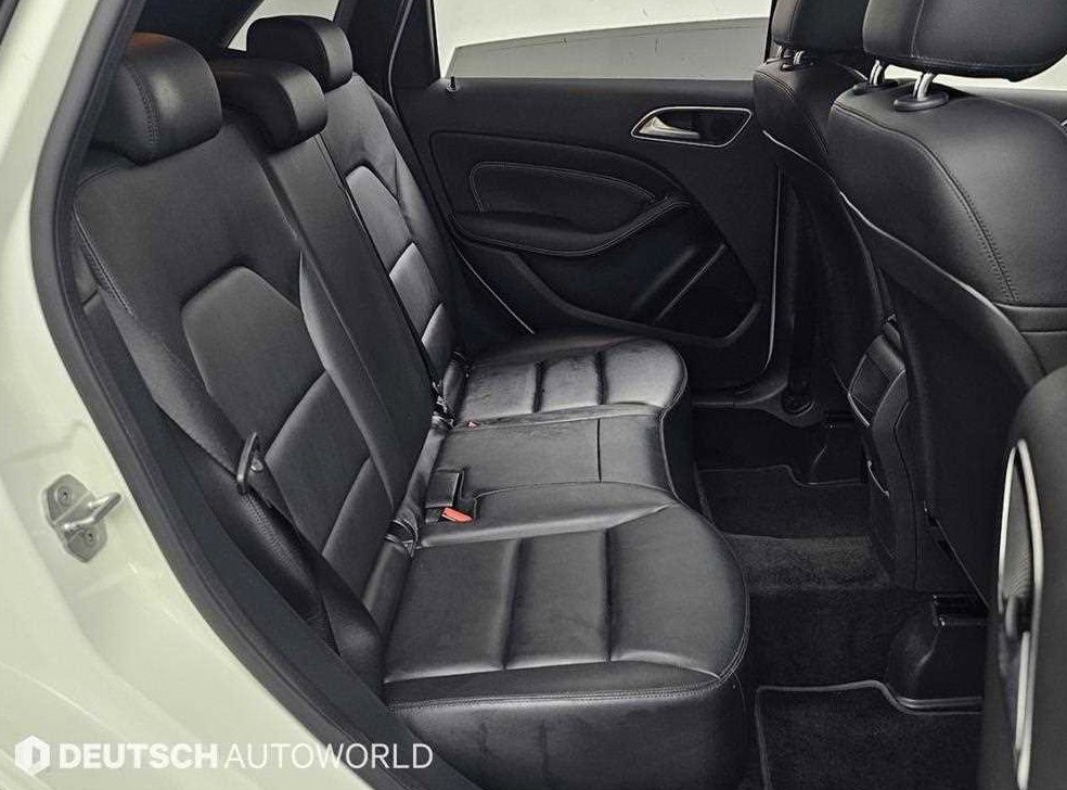 벤츠 B 클래스 (MY B) B200 CDI 블루이피션시 스포츠팩 사진 12